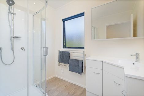 Photo of property in 60 Beaumont Green, Pauanui, Hikuai, 3579