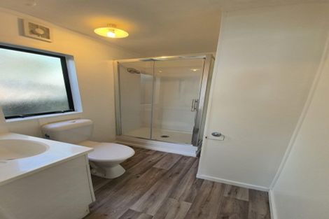 Photo of property in 1/80 Glengarry Road, Glen Eden, Auckland, 0602