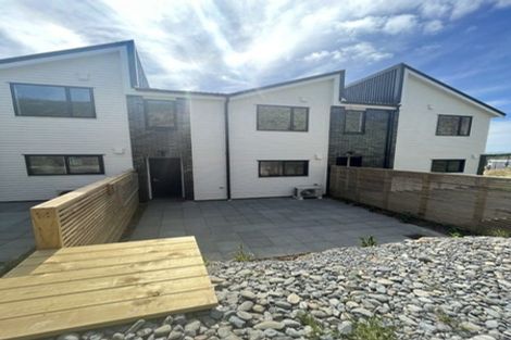 Photo of property in 35 Holystone Road, Whitby, Porirua, 5024