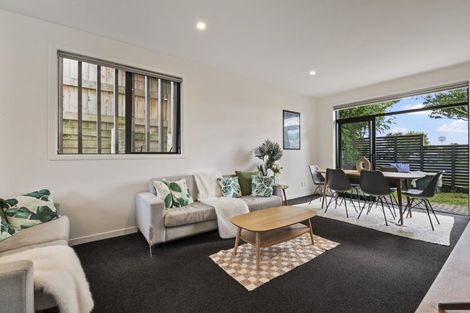 Photo of property in 12/50 Ocean View Road, Northcote, Auckland, 0627