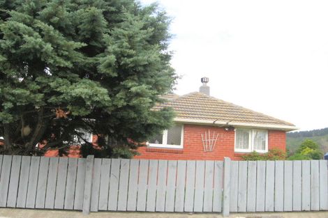 Photo of property in 24 Davidson Crescent, Tawa, Wellington, 5028