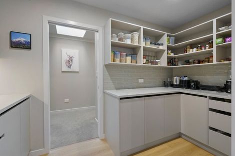 Photo of property in 32 Hugo Shaw Drive, Cambridge, 3434