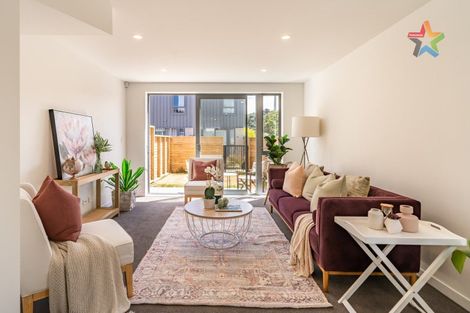 Photo of property in 32 John Street, Stokes Valley, Lower Hutt, 5019