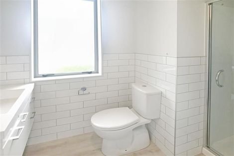 Photo of property in 156a Ennis Avenue, Pakuranga Heights, Auckland, 2010