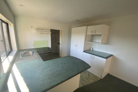 Photo of property in 20/1 Melview Place, New Lynn, Auckland, 0600