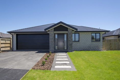 Photo of property in 6 Bryden Place, Halswell, Christchurch, 8025