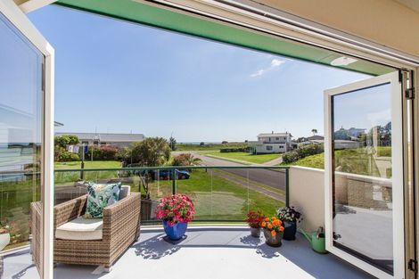 Photo of property in 8 Te Taiawatea Drive, Ohope, 3121