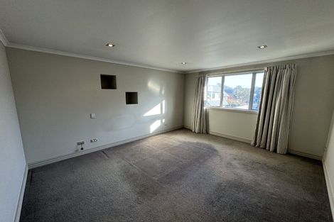 Photo of property in 36 Aikmans Road, Merivale, Christchurch, 8014
