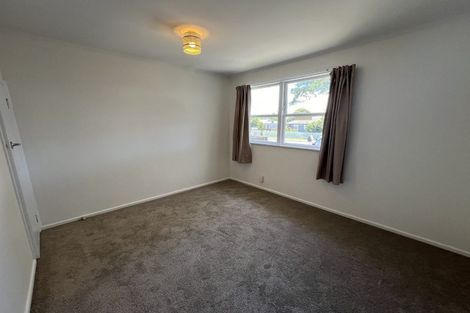 Photo of property in 54 Pinedale Place, Henderson, Auckland, 0610