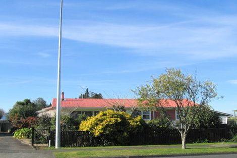 Photo of property in 443 Kahikatea Drive, Dinsdale, Hamilton, 3204