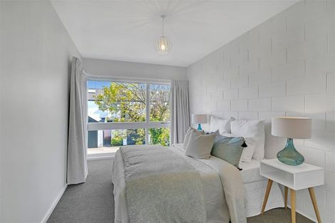 Photo of property in 1/99 Aikmans Road, Merivale, Christchurch, 8014