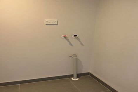 Photo of property in 1a Benchmark Drive, Massey, Auckland, 0614