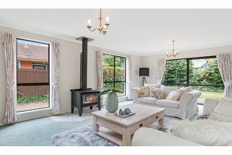 Photo of property in 28 Montclare Avenue, Ilam, Christchurch, 8041