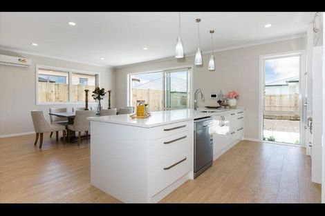 Photo of property in 11 Paso Fino Crescent, Karaka, Papakura, 2113