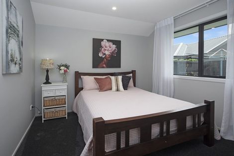 Photo of property in 211 Highsted Road, Casebrook, Christchurch, 8051