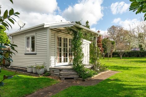 Photo of property in 4 Crossley Street, Katikati, 3129