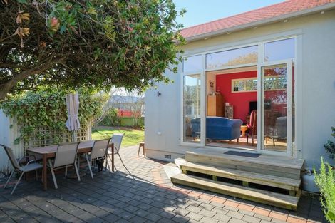 Photo of property in 55 Marlow Street, Saint Kilda, Dunedin, 9012