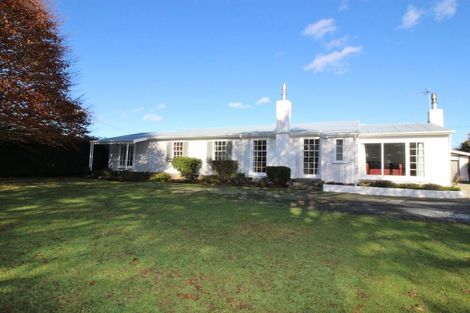 Photo of property in 46 Alfredton Road, Eketahuna, 4900