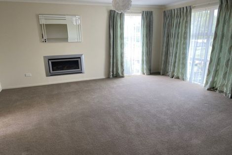 Photo of property in 83 Karamea Street, Whalers Gate, New Plymouth, 4310