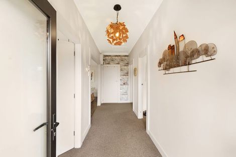 Photo of property in 12 Herbert Street, Gore, 9710