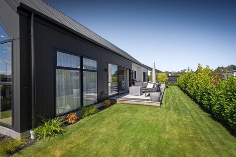 Photo of property in 12 Timara Crescent, Marshland, Christchurch, 8083