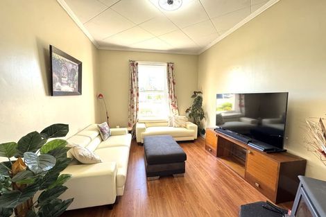 Photo of property in 44 Lanark Street, Balclutha, 9230