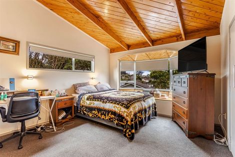 Photo of property in 10 Yule Place, Massey, Auckland, 0614