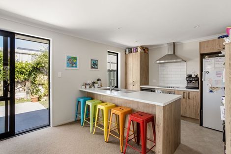 Photo of property in 22 Bridle Way, Omokoroa, 3114