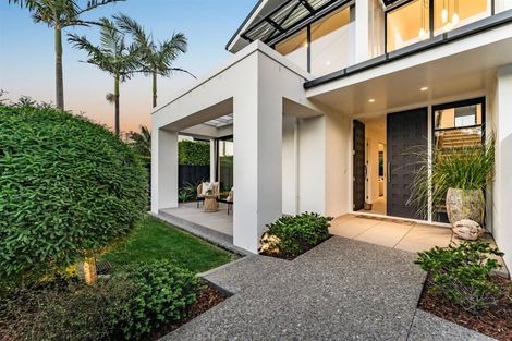 Photo of property in 23 Muritai Road, Milford, Auckland, 0620