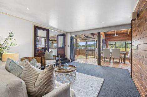 Photo of property in 12 Kaitake Place, Oakura, 4314