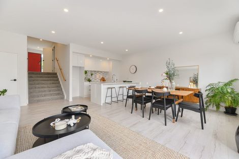 Photo of property in 19b Tawa Road, Te Atatu Peninsula, Auckland, 0610