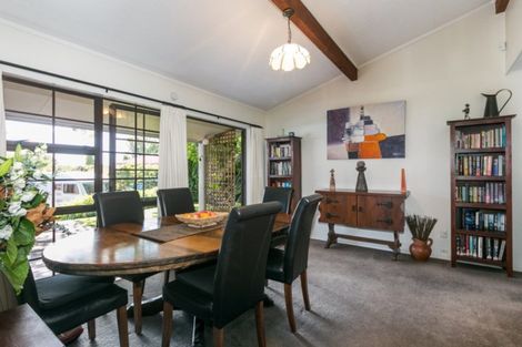 Photo of property in 10 Pomeroy Place, Havelock North, 4130