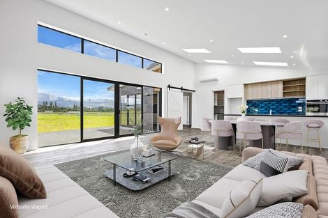 Photo of property in 1096 Woodstock Road, View Hill, Oxford, 7495