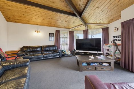 Photo of property in 17 Burton Place, Owhata, Rotorua, 3010