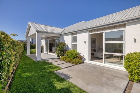 Photo of property in 14 Montiicola Drive, Papamoa Beach, Papamoa, 3118