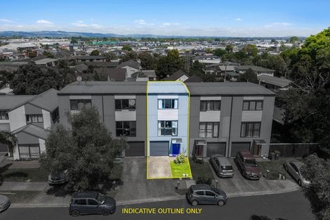 Photo of property in 28 Kevale Place, Manurewa, Auckland, 2102