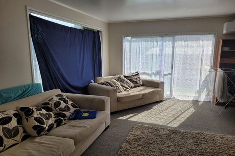 Photo of property in 6 Karina Place, Glen Eden, Auckland, 0602