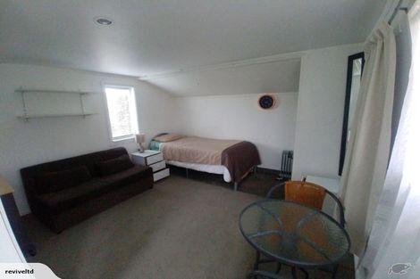 Photo of property in 2/30 Neal Avenue, Glenfield, Auckland, 0629