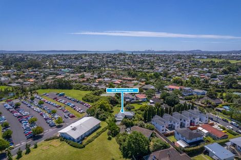 Photo of property in 68 Buscomb Avenue, Henderson, Auckland, 0610