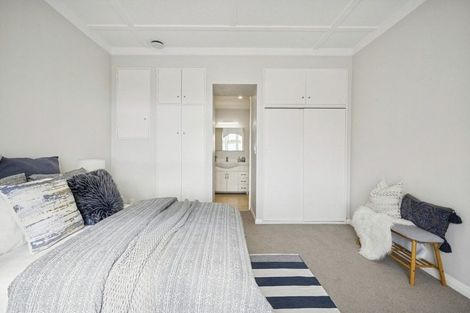 Photo of property in 468 Evans Bay Parade, Hataitai, Wellington, 6021