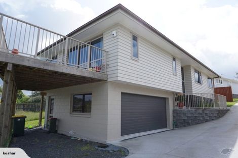 Photo of property in 27a Kirrie Avenue, Te Atatu South, Auckland, 0610