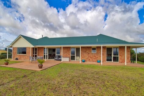 Photo of property in 187 Oaks Road, Portland, Whangarei, 0178