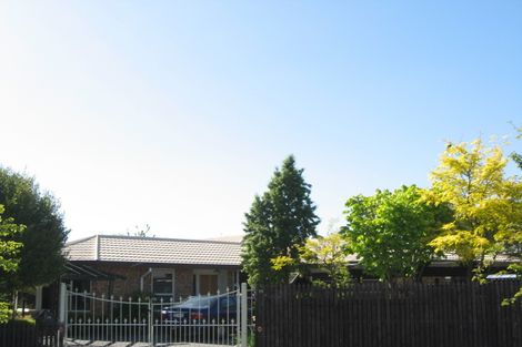 Photo of property in 24 Pyatt Place, Redwood, Christchurch, 8051