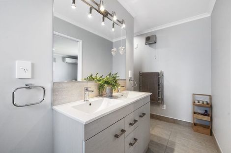 Photo of property in 39a Norfolk Drive, Cambridge, 3434