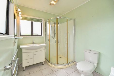 Photo of property in 30 Lynmore Drive, Hillpark, Auckland, 2102