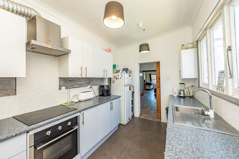 Photo of property in 44 Bignell Street, Gonville, Whanganui, 4501