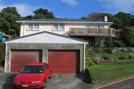 Photo of property in 32 Waiho Terrace, Elsdon, Porirua, 5022