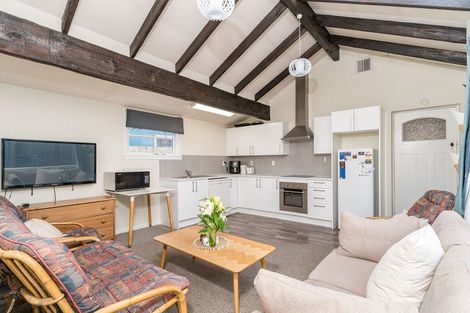 Photo of property in 802 Cumberland Street, North Dunedin, Dunedin, 9016