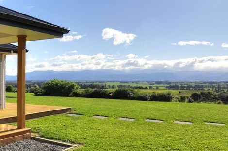 Photo of property in 75 Ahiaruhe Road, Ahiaruhe, Carterton, 5792