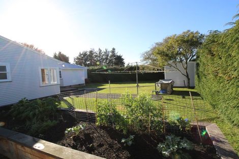 Photo of property in 46 Alfredton Road, Eketahuna, 4900